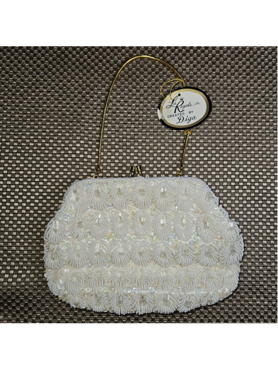 Diga Handbags - Vintage La Regal by Diga Beaded Sequined Glamorous Handbag Gold Chain 1950's